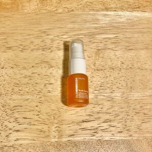NWT Ole Henriksen: 7 ML Truth Vitamin C Face Serum Mini